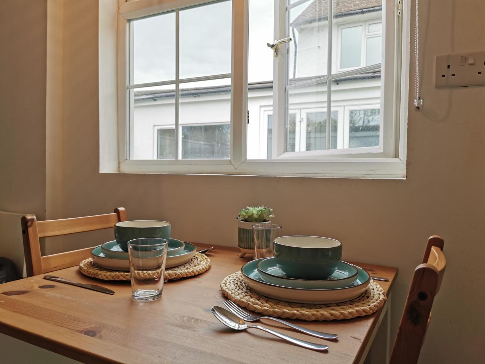 Cosy Studio In Havant! Near A3 And Staunton Country Park Exteriör bild