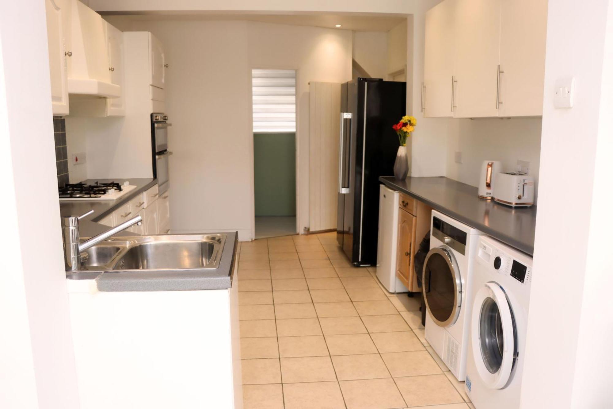 Cosy Studio In Havant! Near A3 And Staunton Country Park Exteriör bild